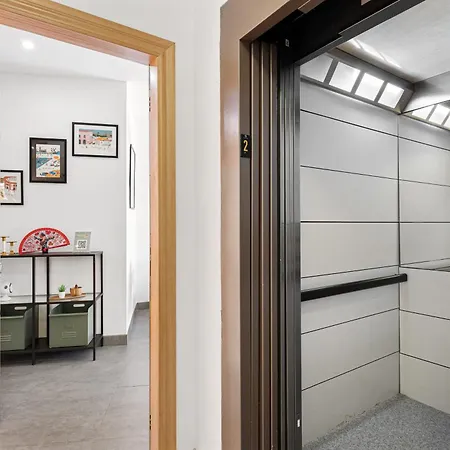 En El Corazon De By Pineapple Homes Malaga